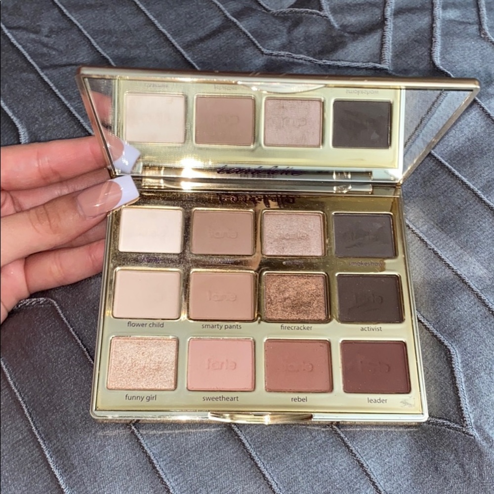 Tartelette in Bloom
